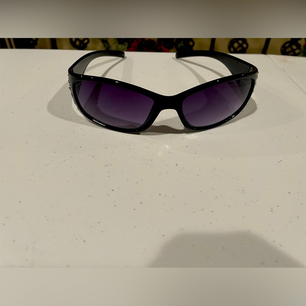Juicy Couture Sunglasses women’s - Black